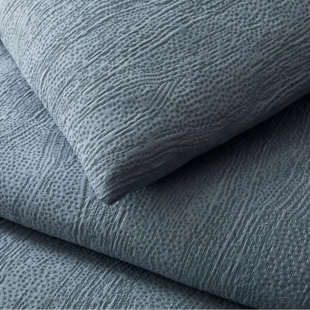 West Elm TENCEL matelasse duvet cover in stormy blue, NWT